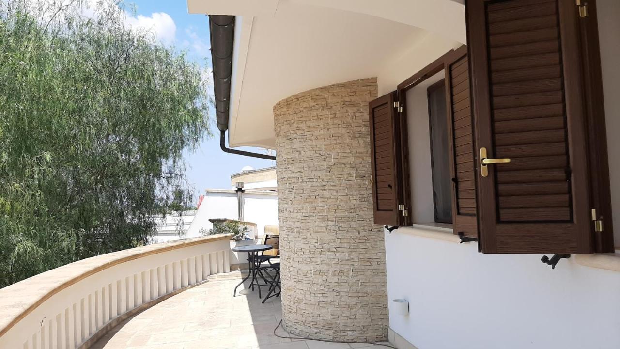 Casa Giulia Hotel Tiggiano Екстериор снимка